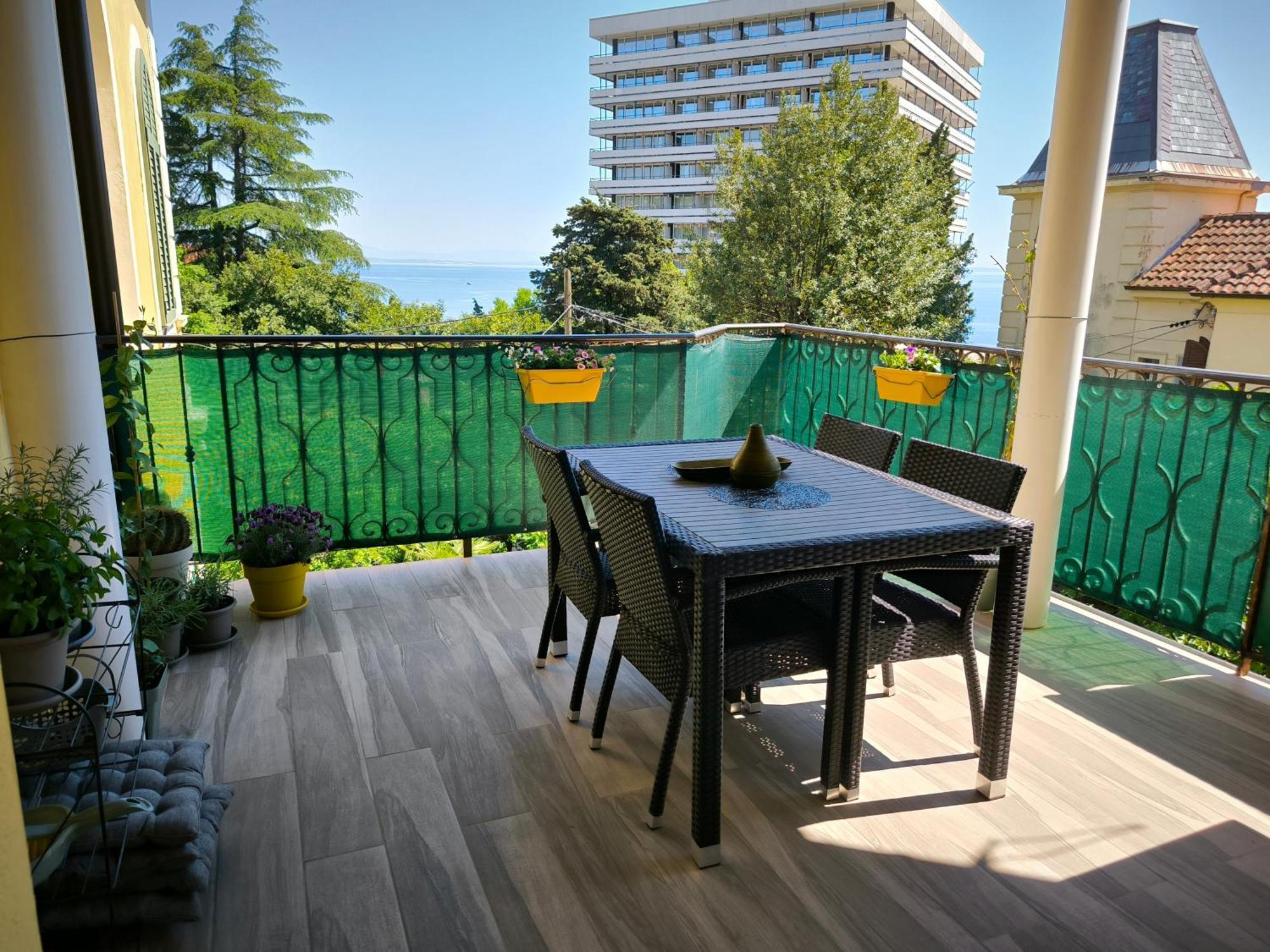 Apartment Matea Opatija Extérieur photo